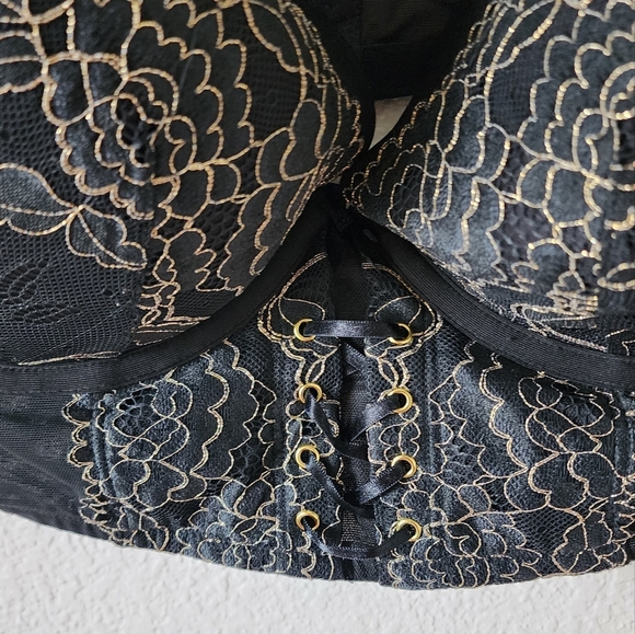 Cacique Boost Plunge 42DD Underwire Black Gold Lace Bra - Picture 5 of 9